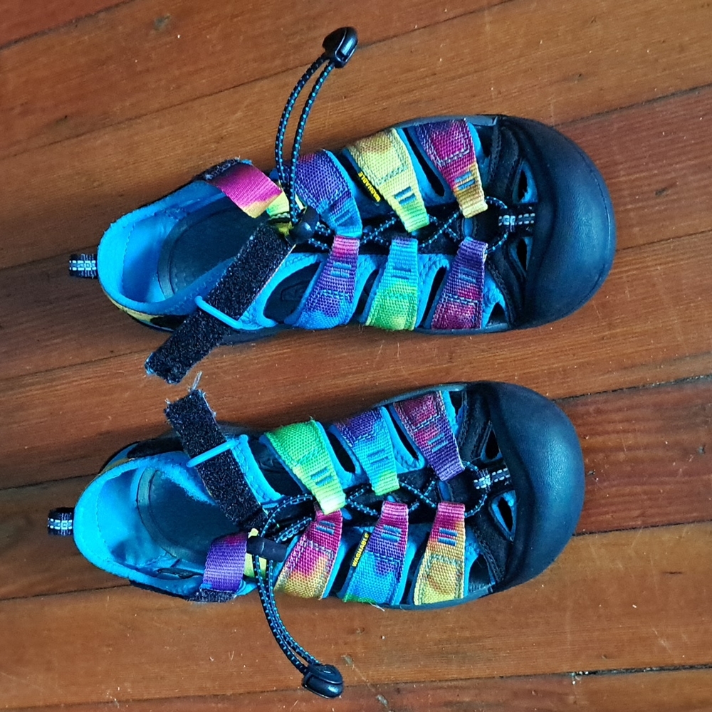 Kids Keen Water Shoes Sz 3